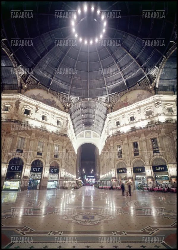 Galleria Vittorio Emanuele II, Milano, anni 60 - Farabola Immagine digitale