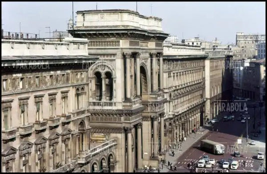 Galleria Vittorio Emanuele II, Milano, anni 60 - Farabola Immagine digitale