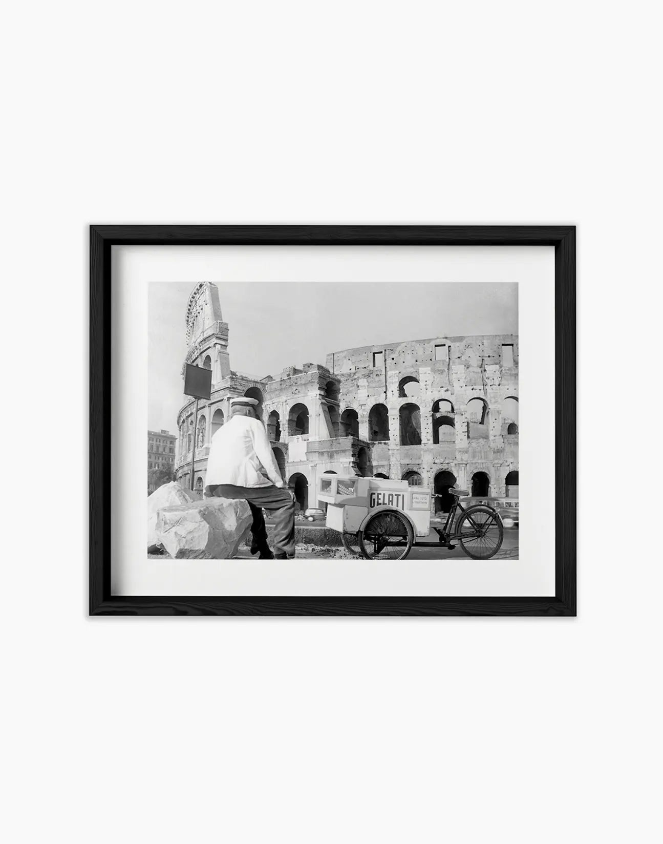 Gelataio al Colosseo, Roma 1954 - Farabola Fotografia