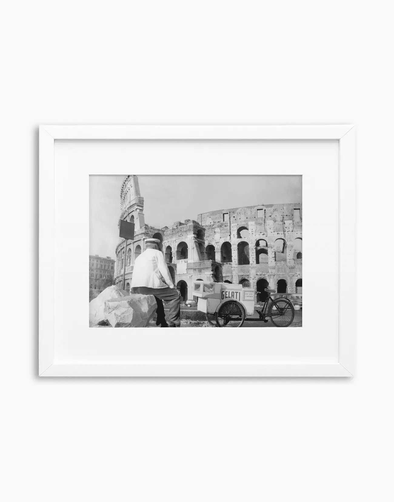 Gelataio al Colosseo, Roma 1954 - Farabola WhiteWall App Product
