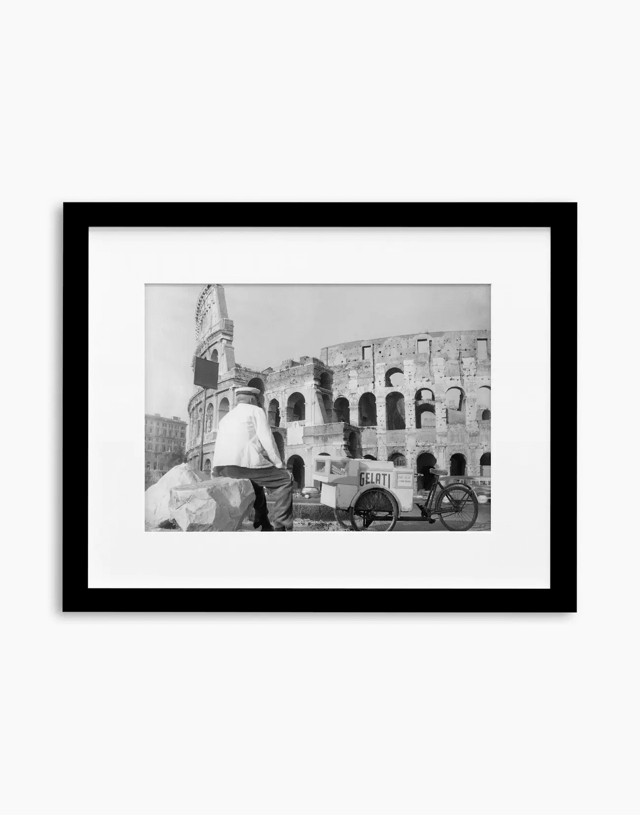 Gelataio al Colosseo, Roma 1954 - Farabola WhiteWall App Product