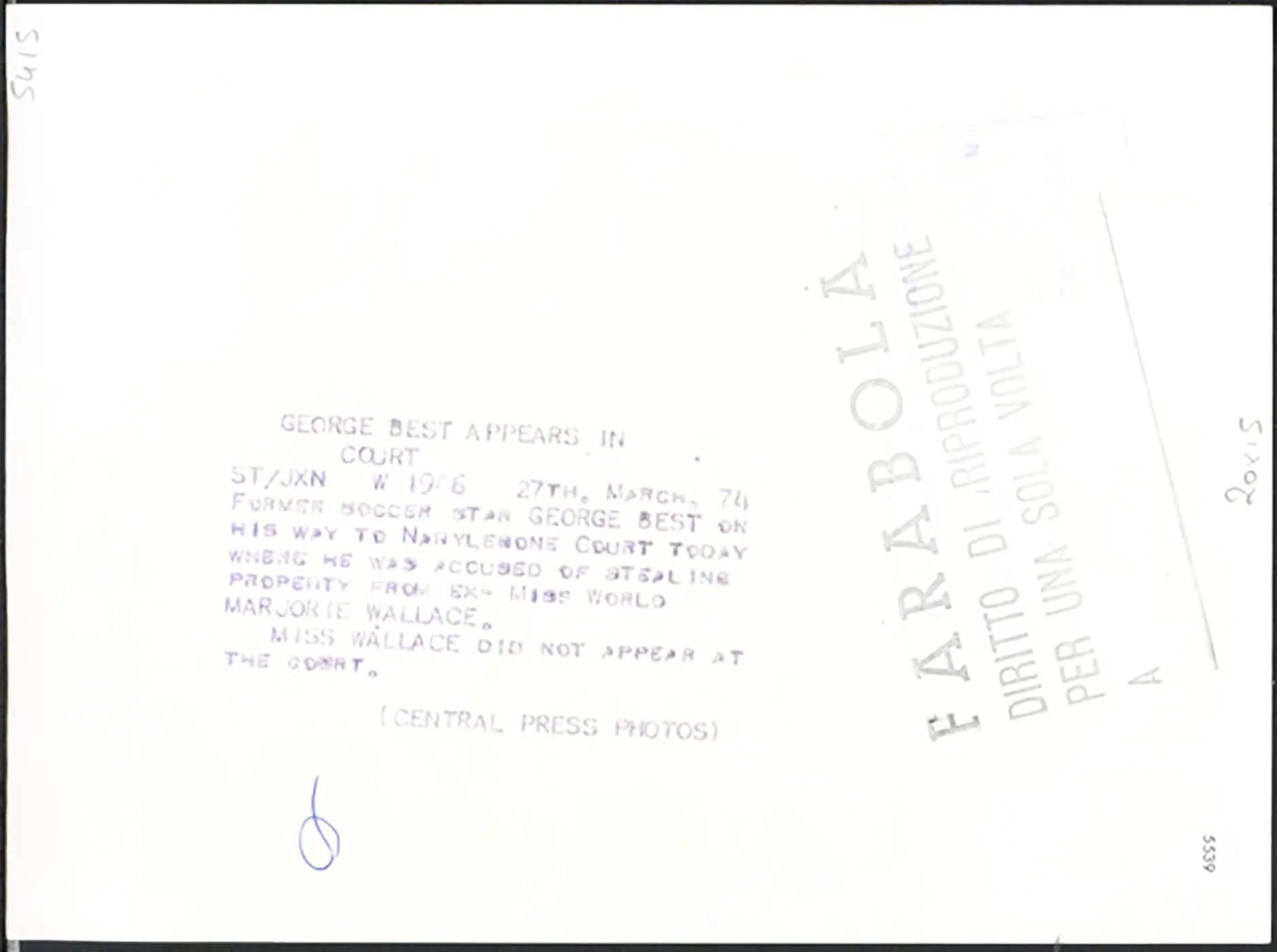 George Best in tribunale 1974 Ft 5539 - Stampa 20x15 cm - Farabola Stampa ai sali d'argento