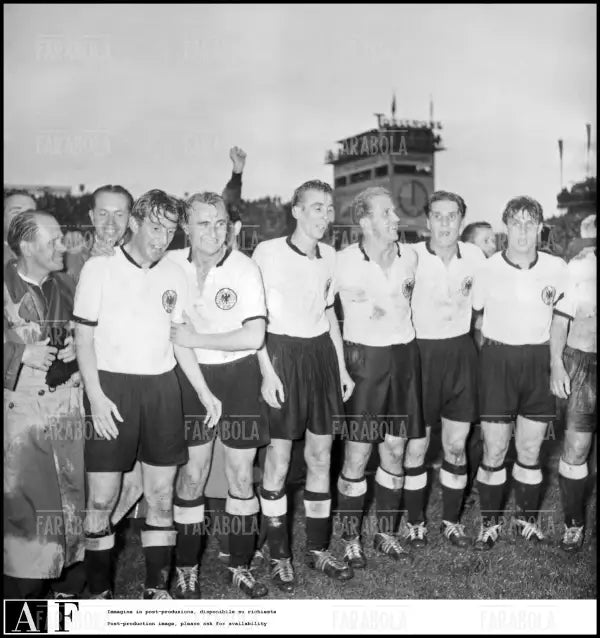 Germania O. vs Ungheria, Mondiali di calcio, 1954 - Farabola Immagine digitale