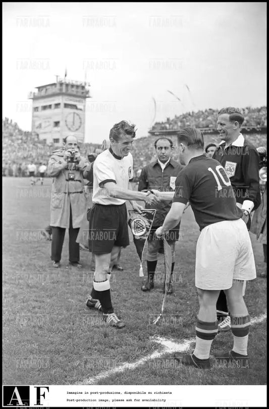 Germania O. vs Ungheria, Mondiali di calcio, 1954 - Farabola Immagine digitale