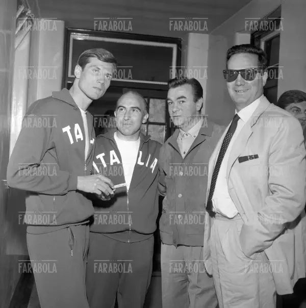 Giacinto Facchetti, Fino Fini e Italo Allodi, Mondiali di calcio in Inghilterra, 1966 - Farabola Immagine digitale