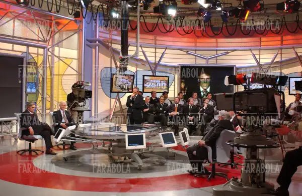 Giacomo Bulgarelli, Giovanni Trapattoni e Massimo Caputi, La Domenica Sportiva, 2003 - Farabola Immagine digitale