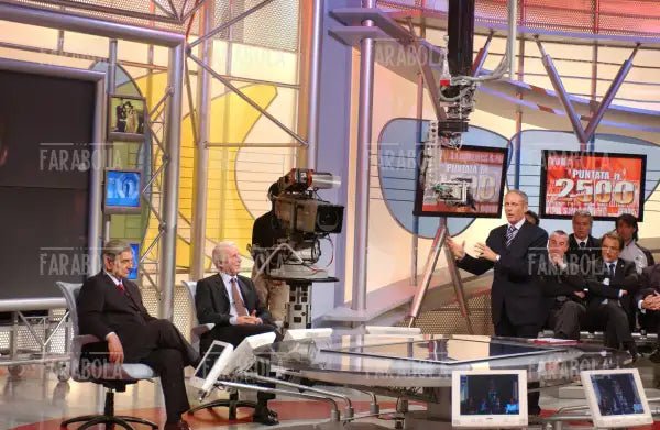 Giacomo Bulgarelli, Giovanni Trapattoni e Massimo Caputi, La Domenica Sportiva, 2003 - Farabola Immagine digitale