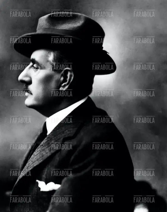 Giacomo Puccini, anni 20 - Farabola Immagine digitale
