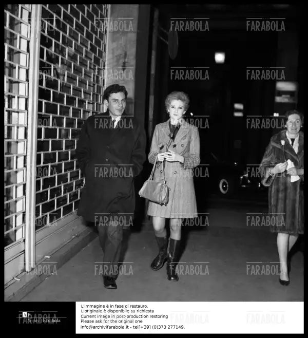 Gian Maria Volontè e Carla Gravina, Milano, 1967 - Farabola Immagine digitale