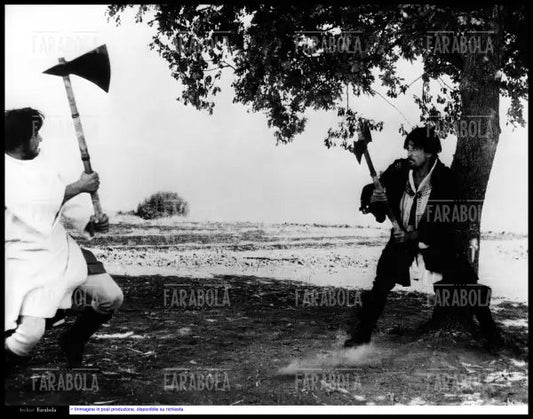 Gian Maria Volonté e Vittorio Gassman in una scena del film L'armata Brancaleone, 1966 - Farabola Immagine digitale