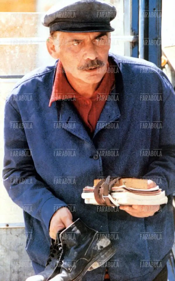 Gian Maria Volonté in una scena del film Un ragazzo di Calabria, 1987 - Farabola Immagine digitale