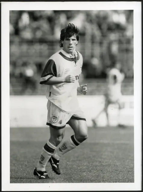 Gianfranco Zola Parma 1994 - 1995 Ft 4469 - Stampa 24x18 cm - Farabola Stampa ai sali d'argento