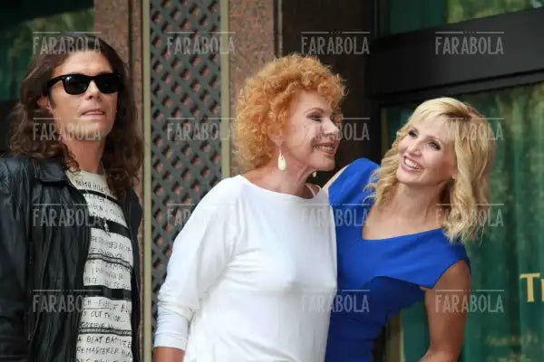 Gianluca Grignani, Ornella Vanoni e Lorella Cuccarini, 2011 - Farabola Immagine digitale