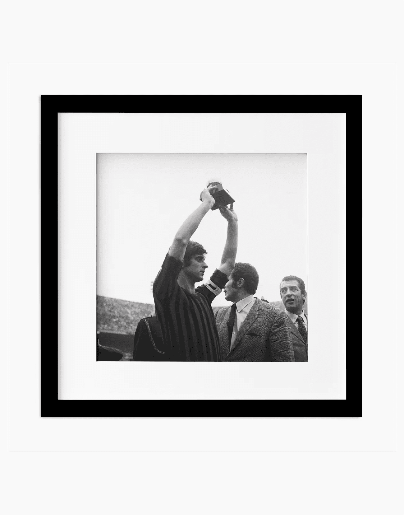 Gianni Rivera con il Pallone d'Oro, 1970 - Farabola WhiteWall App Product