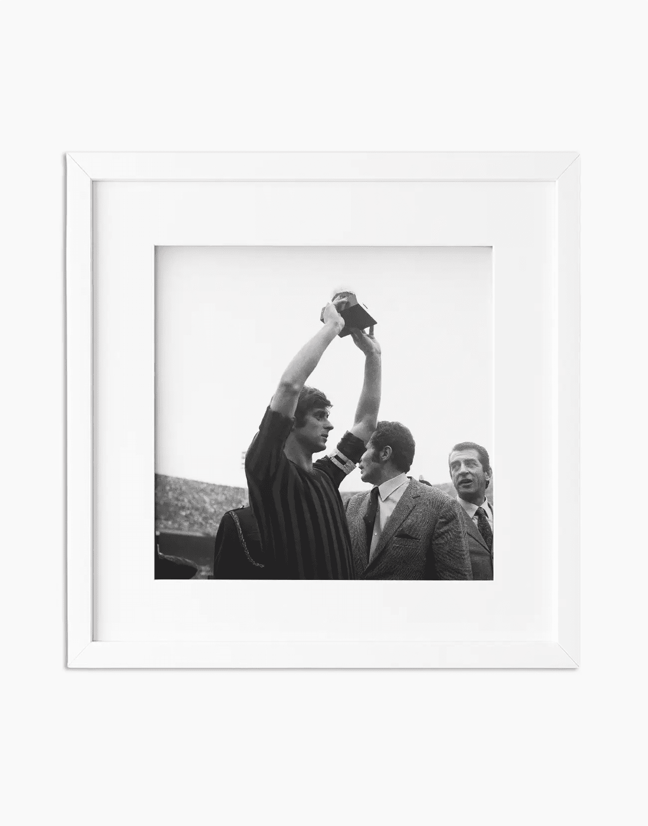 Gianni Rivera con il Pallone d'Oro, 1970 - Farabola WhiteWall App Product