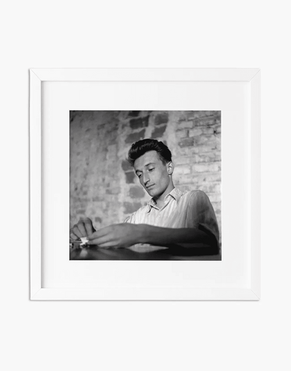 Gianni Rodari, 1946 — stampa fine art con cornice bianca