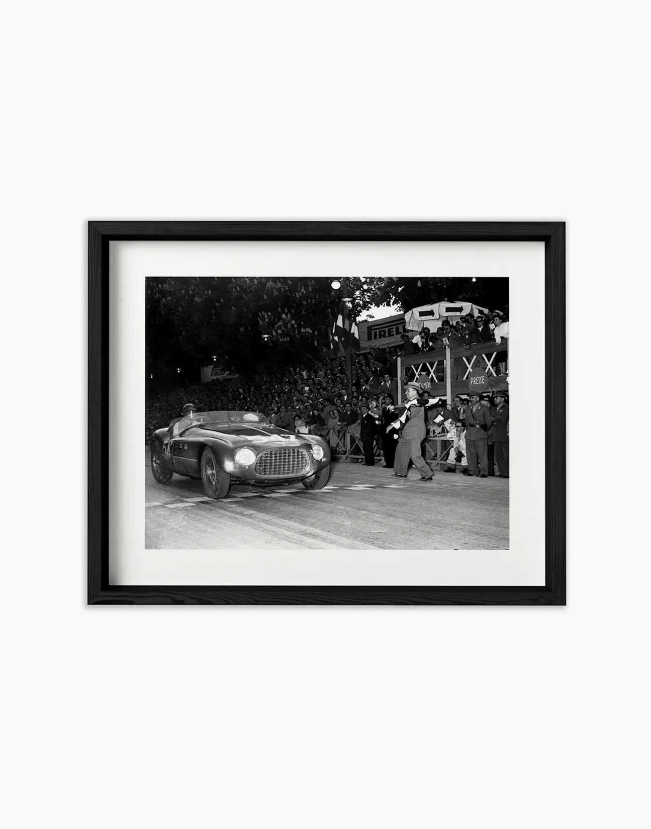 Giannino Marzotto su Ferrari, Mille Miglia 1953 - Farabola Fotografia