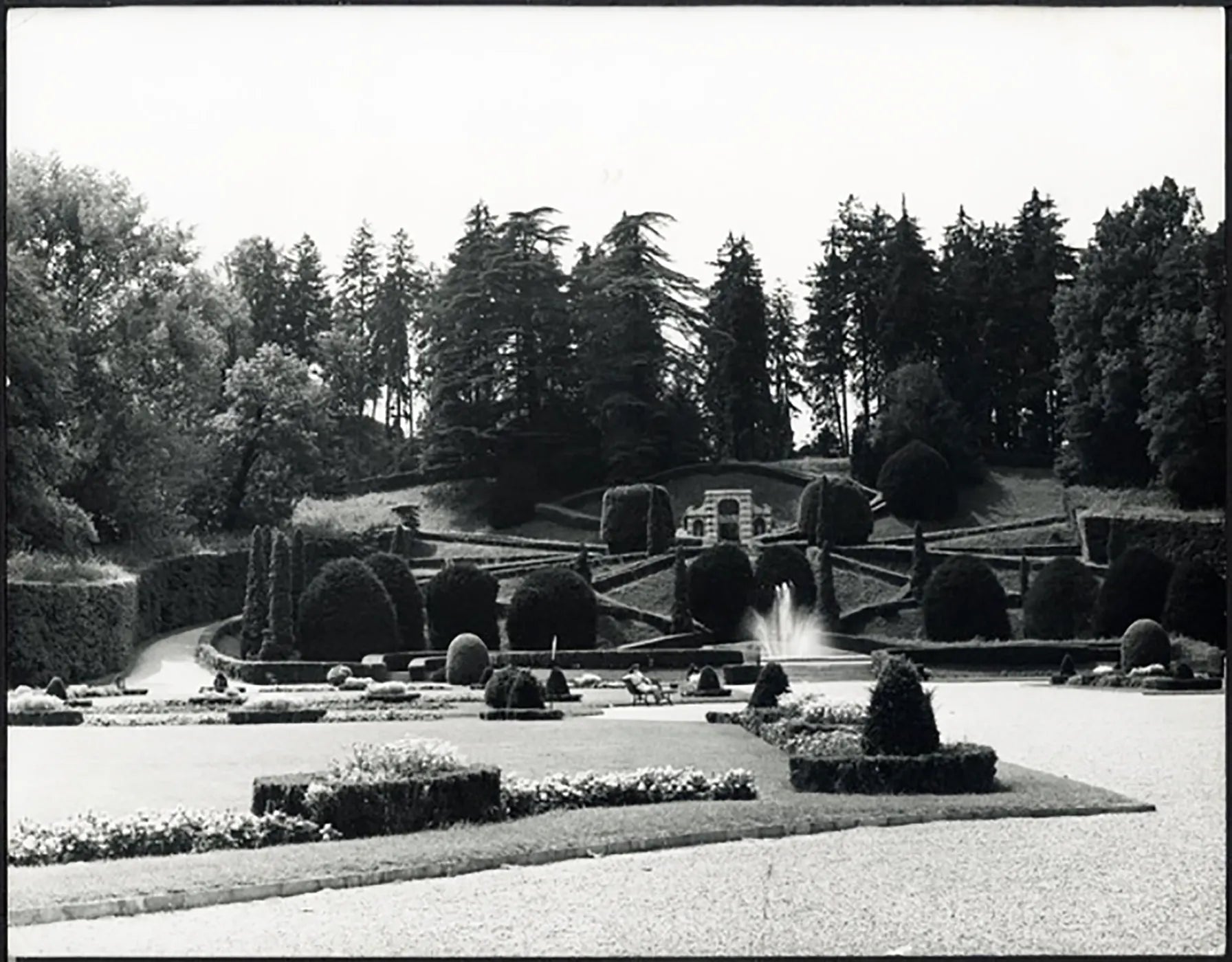 Giardini del Municipio Varese anni 60 Ft 37746 - Stampa 21x27 cm - Farabola Stampa ai sali d'argento (anni 90)