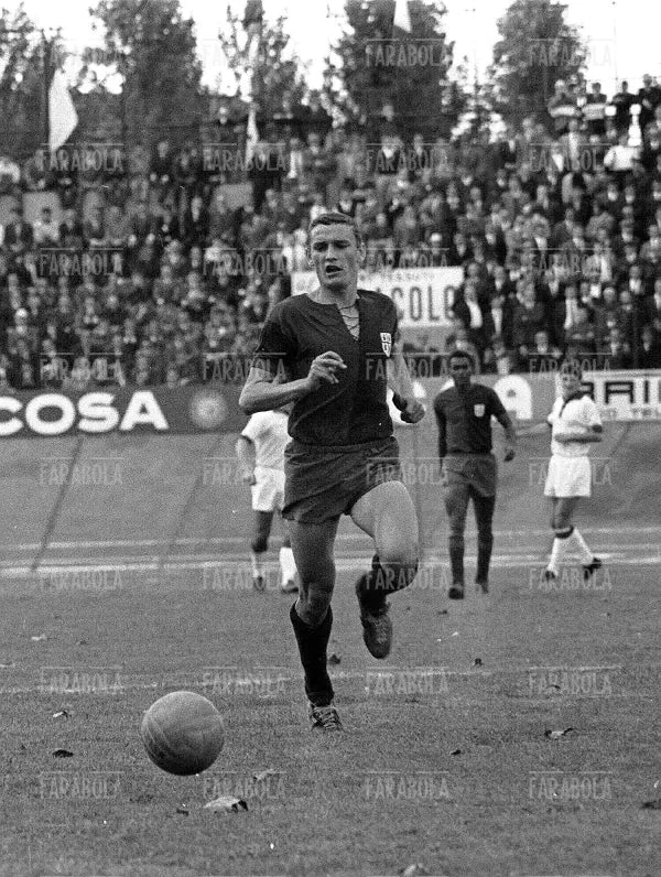 Gigi Riva, Mantova vs Cagliari, 1964 - Farabola Immagine digitale