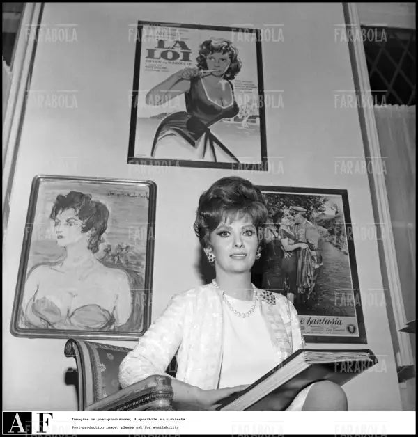 Gina Lollobrigida alla Cineteca Italiana, Milano, 1966 - Farabola Immagine digitale