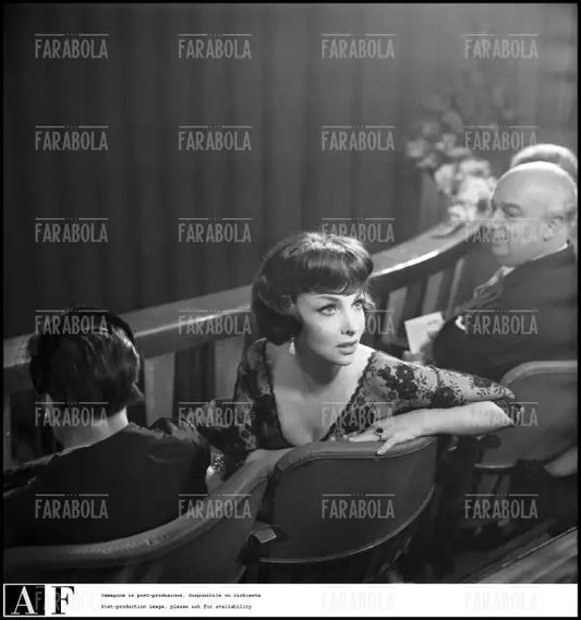 Gina Lollobrigida alla prima del film Storia di una monaca, Roma, 1959 - Farabola Immagine digitale