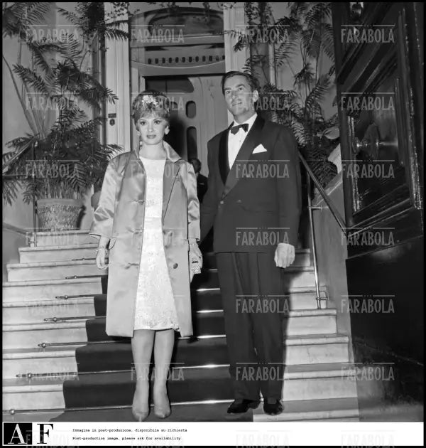Gina Lollobrigida con il marito Milko Skofic, Roma, 1961 - Farabola Immagine digitale