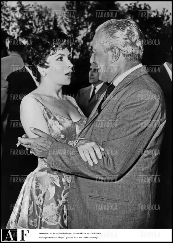 Gina Lollobrigida e Vittorio De Sica, Roma, 1957 - Farabola Immagine digitale