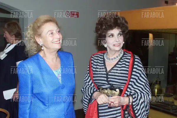 Gina Lollobrigida ed Elettra Marconi, 2001 - Farabola Immagine digitale