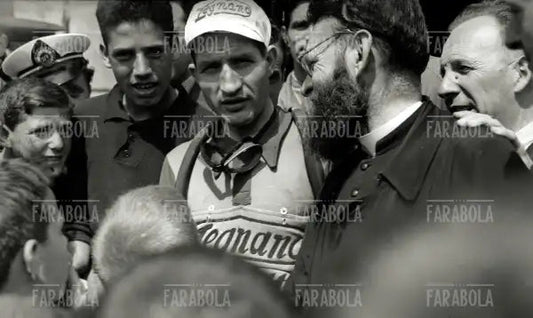 Gino Bartali al Giro d'Italia, 1948 - Farabola Immagine digitale