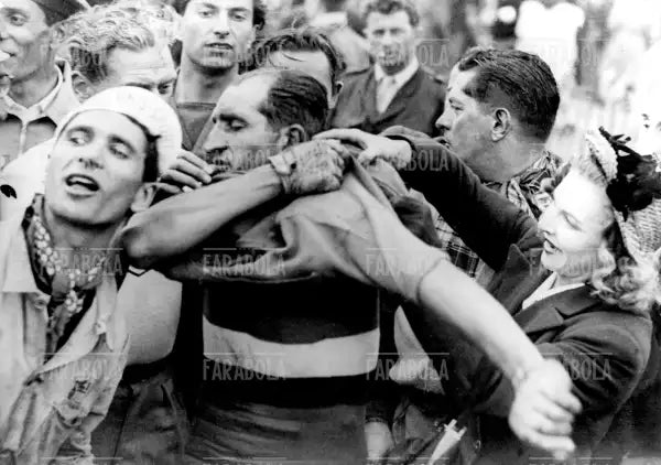 Gino Bartali al Tour de France, 1948 - Farabola Immagine digitale