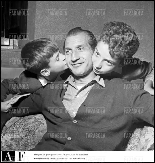 Gino Bartali con i figli, 1952 - Farabola Immagine digitale