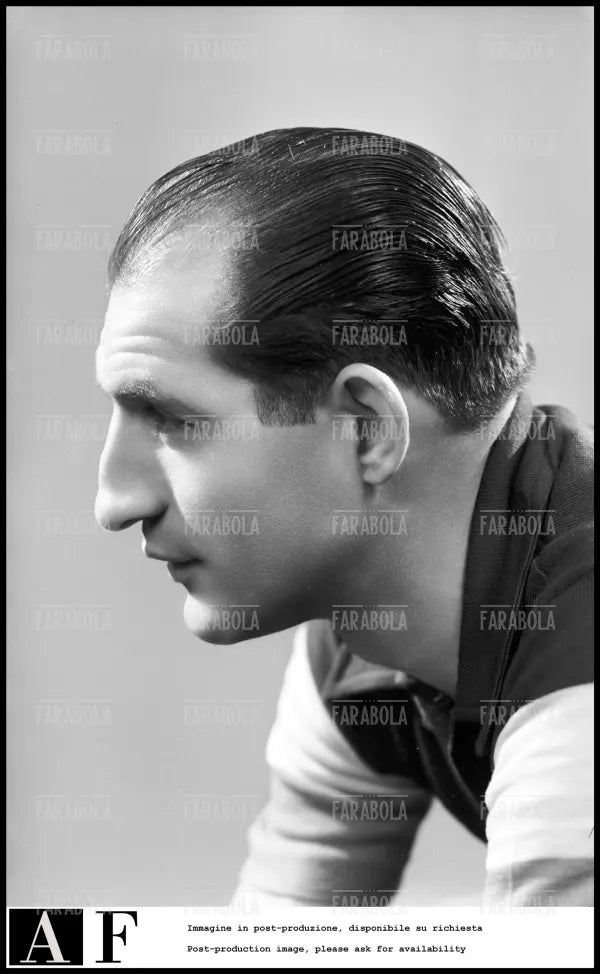 Gino Bartali posa per Farabola, anni 50 - Farabola Immagine digitale