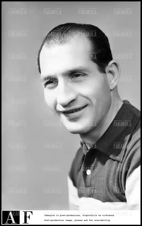 Gino Bartali posa per Farabola, anni 50 - Farabola Immagine digitale