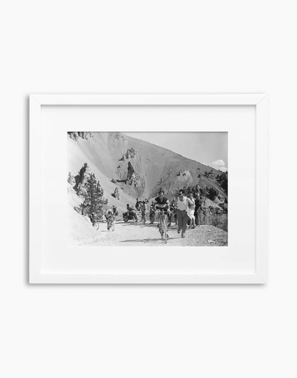 Gino Bartali, Tour de France 1953 — stampa fine art con cornice bianca