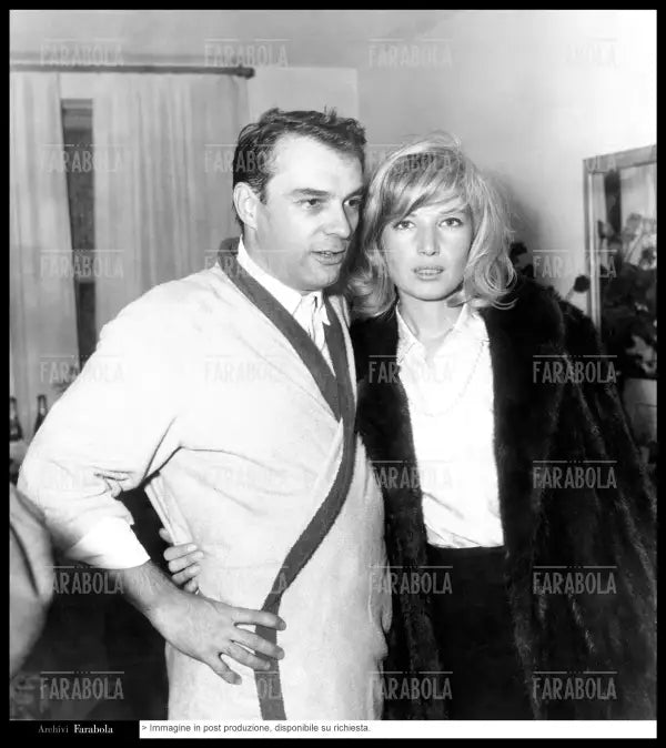 Giorgio Albertazzi e Monica Vitti, anni 60 - Farabola Immagine digitale