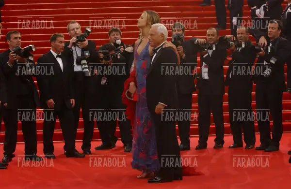 Giorgio Armani e la modella Penelope, Festival di Cannes, 2004 - Farabola Immagine digitale