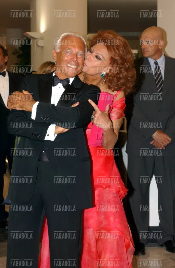 Giorgio Armani e Sophia Loren, Festival di Venezia, 2002 - Farabola Immagine digitale