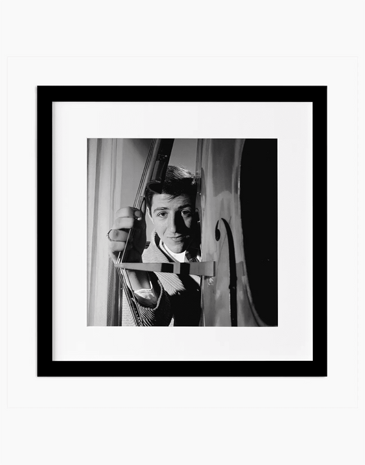 Giorgio Gaber, 1961 — stampa fine art con cornice nera