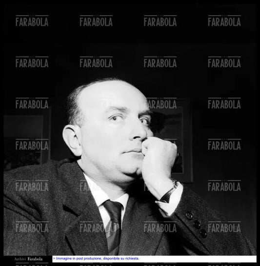 Giovanni Testori, Convegno degli Scrittori, Milano, 1962 - Farabola Immagine digitale