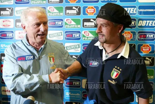 Giovanni Trapattoni e Roberto Baggio, Italia vs Spagna, 2004 - Farabola Immagine digitale
