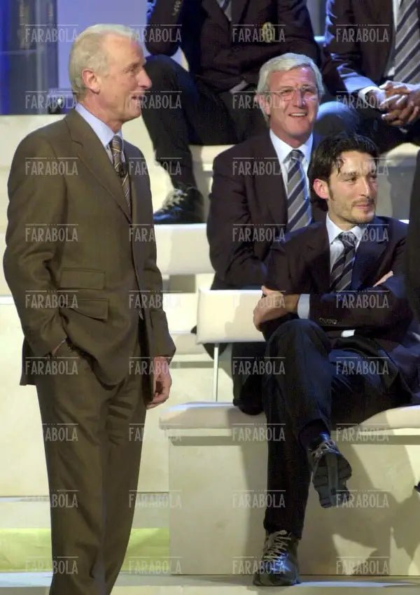 Giovanni Trapattoni, Marcello Lippi e Gianluca Zambrotta, Una squadra per Amico, 2003 - Farabola Immagine digitale