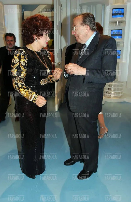 Giulio Andreotti e Gina Lollobrigida, Porta a porta, 2001 - Farabola Immagine digitale