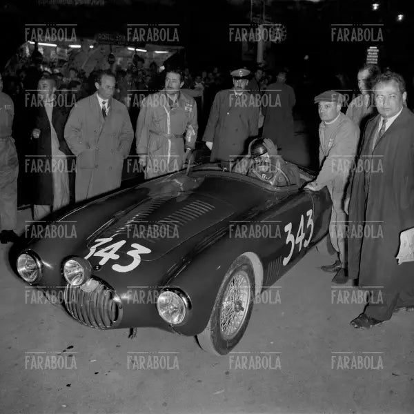 Giulio Cabianca su Osca 1500 cc, Mille Miglia, 1954 - Farabola Immagine digitale