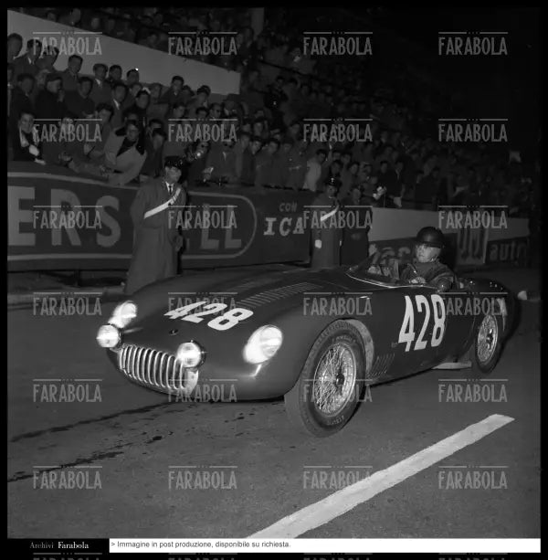 Giulio Cabianca su OSCA MT4, Mille Miglia, 1956 - Farabola Immagine digitale