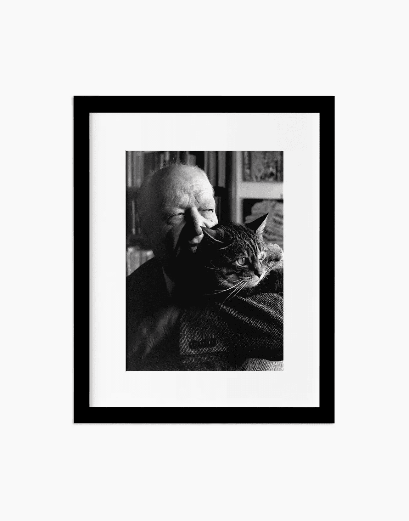 Giuseppe Ungaretti e il suo gatto, 1963 - Farabola WhiteWall App Product