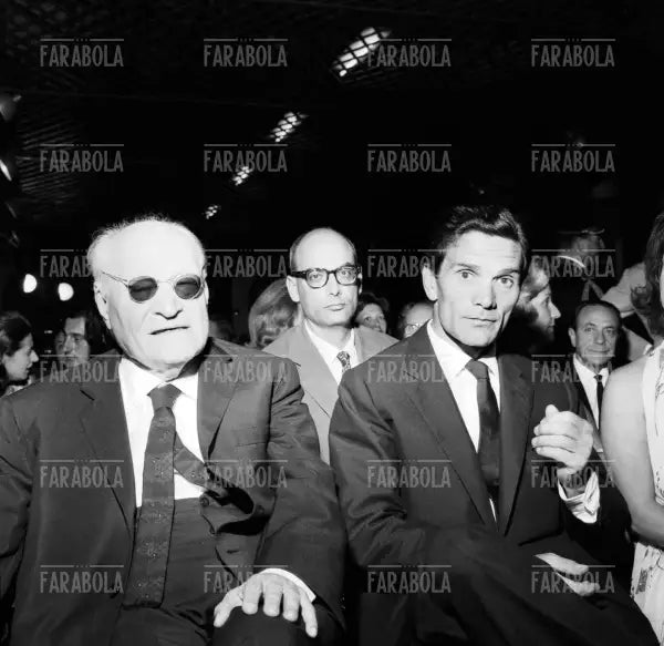 Giuseppe Ungaretti, Pier Paolo Pasolini e Claudio Napoleoni, Premio Viareggio, 1962 - Farabola Immagine digitale