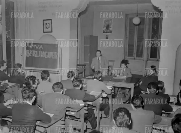 Gli allievi della scuola di Partito del Partito Comunista, Milano, 1950 - Farabola Immagine digitale
