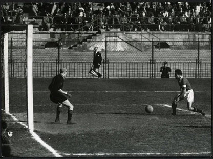 Gol annullato di Carapellese Torino 1952 Ft 4120 - Stampa 24x18 cm - Farabola Stampa ai sali d'argento