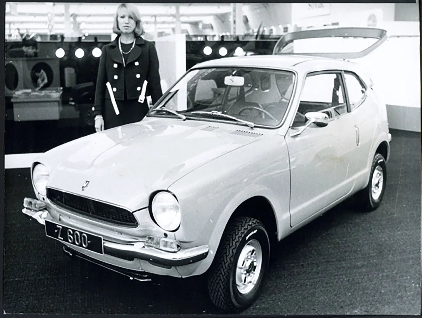 Honda Z GT Salone Auto Parigi 1971 Ft 36501 - Stampa 24x18 cm - Farabola Stampa ai sali d'argento
