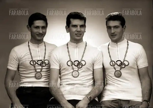 I cicllisti Marino Vigna, Ottavo Cogliati e Antonio Bailetti, Olimpiadi di Roma, 1960 - Farabola Immagine digitale